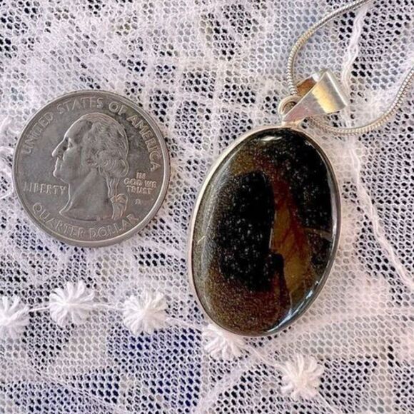 Vintage 90’s Gold Sheen Sharkskin Obsidian Pendant Necklace - Picture 8 of 9